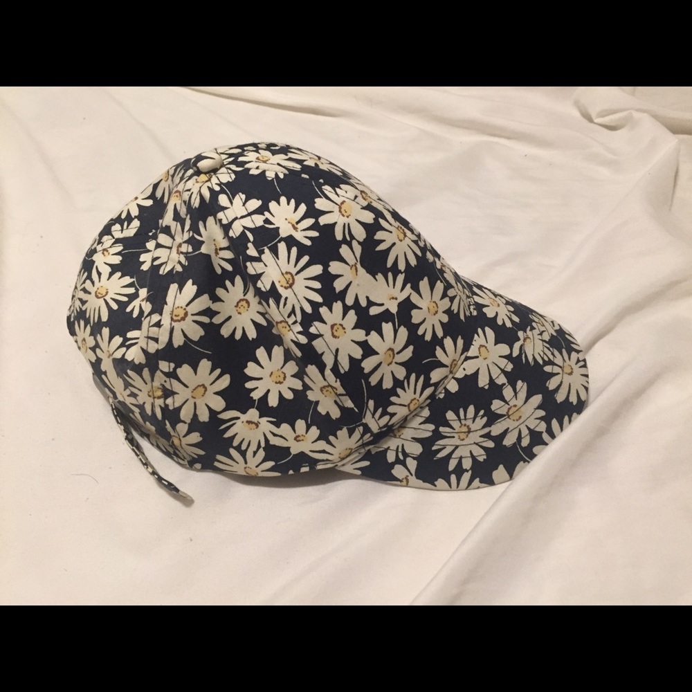 Daisy baseball cap